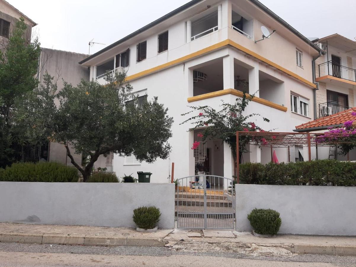 פרימוסטן Apartmani Bono מראה חיצוני תמונה
